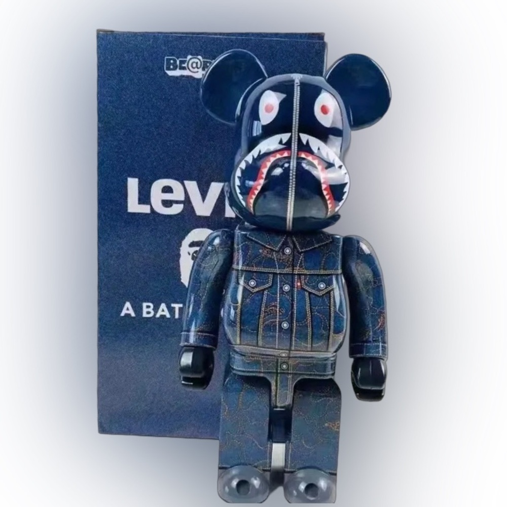 Bape x Levi’s 400% Be@rbrick Bearbrick